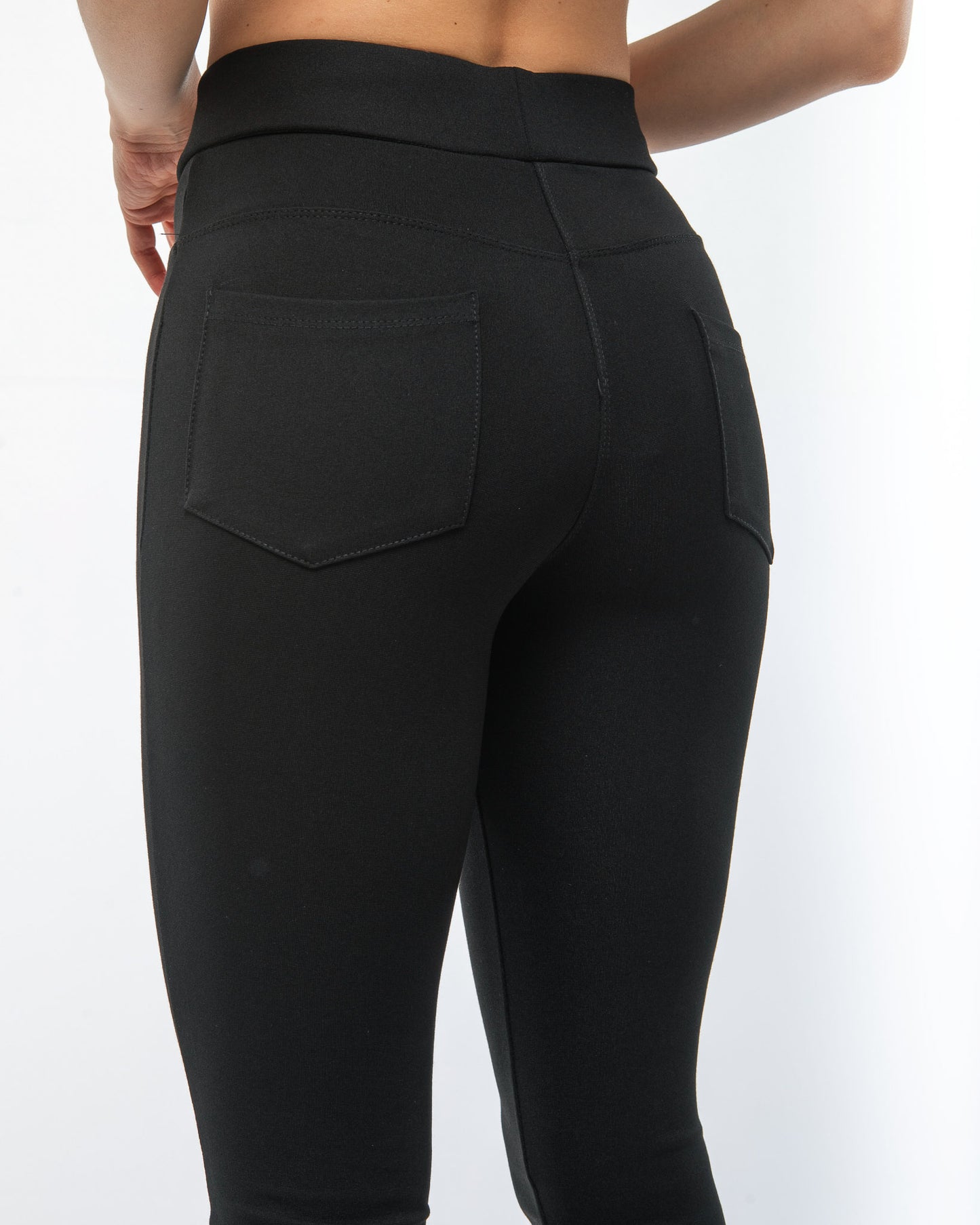 Arkası Cepli Yüksek Bel Çelik Örgü Tayt