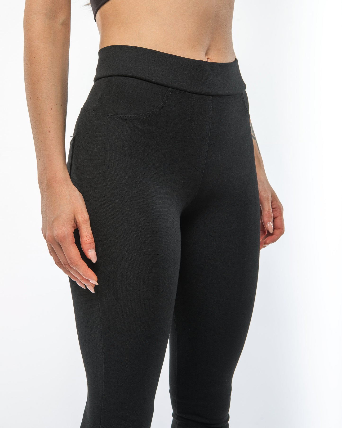 Arkası Cepli Yüksek Bel Çelik Örgü Tayt