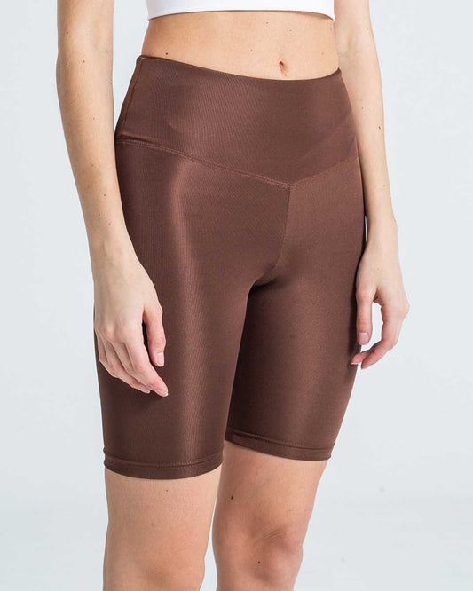 V Kemer Parlak Şort