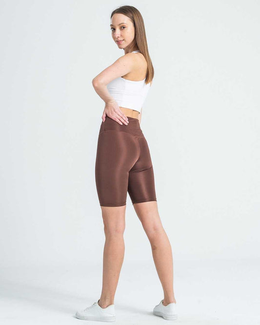 V Kemer Parlak Şort