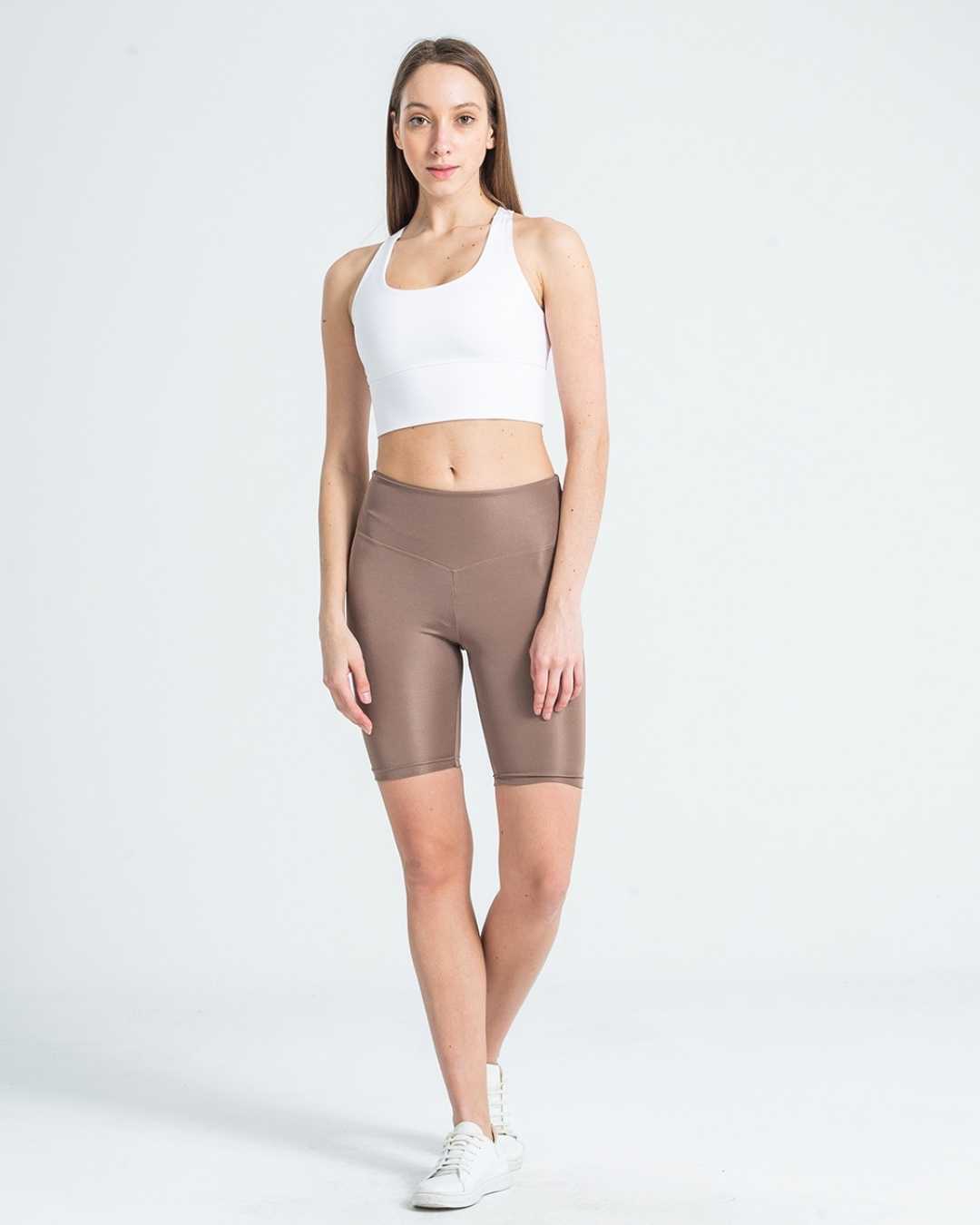 V Kemer Parlak Şort